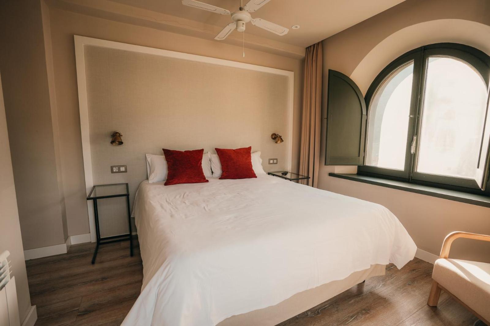 El Niu De Martinet Otel Dış mekan fotoğraf