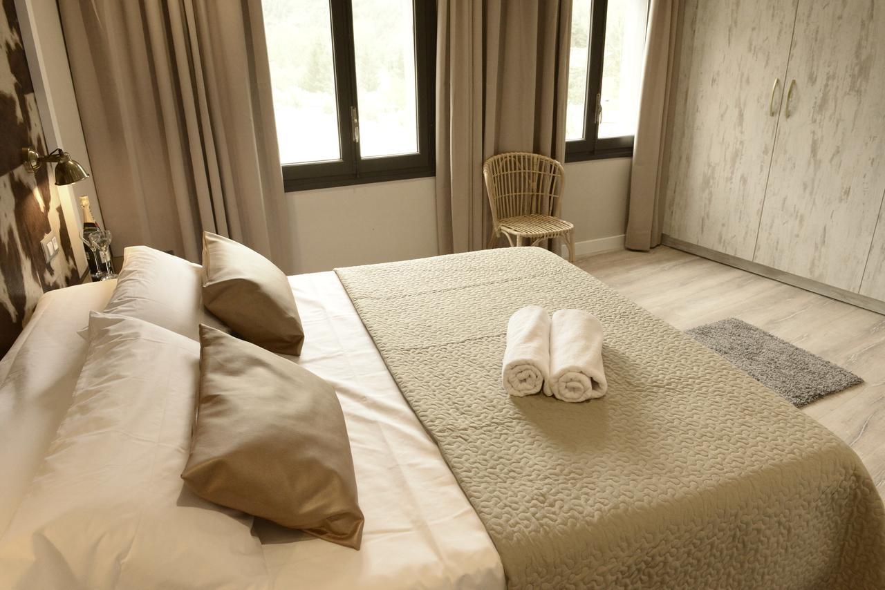 El Niu De Martinet Otel Dış mekan fotoğraf