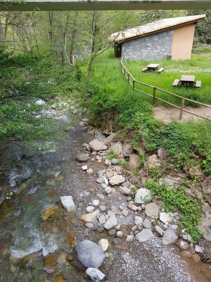 El Niu De Martinet Otel Dış mekan fotoğraf